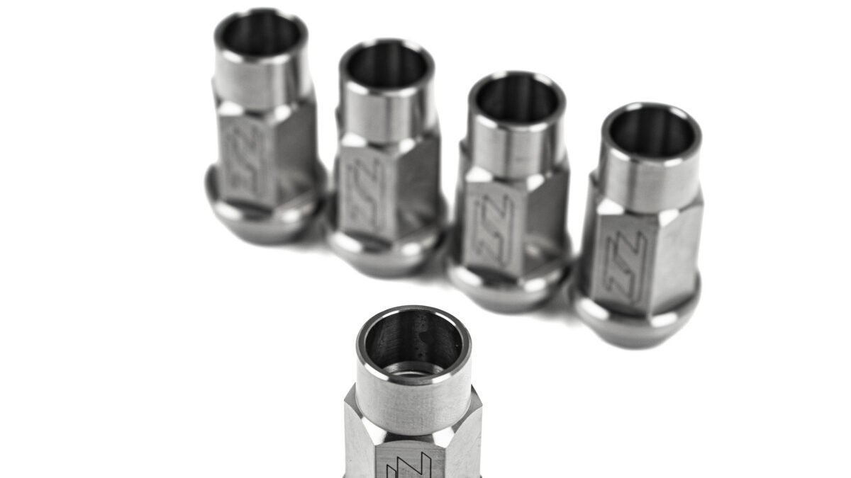 T1 Titanium Lug Nut (M14x1.5) for R8 & Huracan | T1 Race