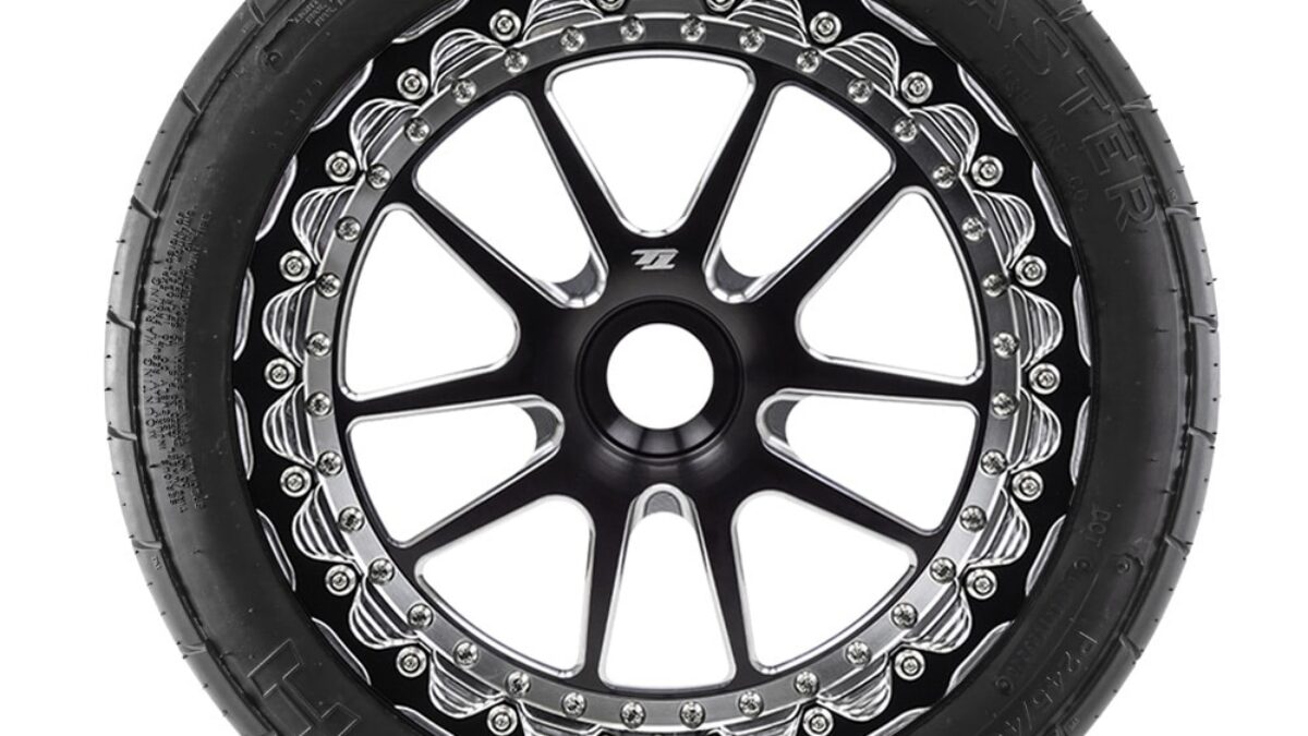 ルーカス　レア　ポラロイド Belak Huracan/R8 18x8.5